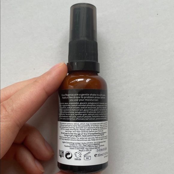 PRO Retinol and Vitamin C  FACETHEORY Regenacalm Serum 30 ml - Picture 4 of 4